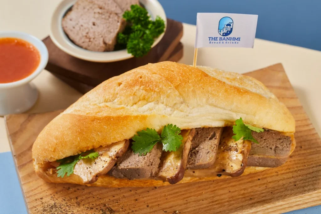 tiem banh mi gan day 4