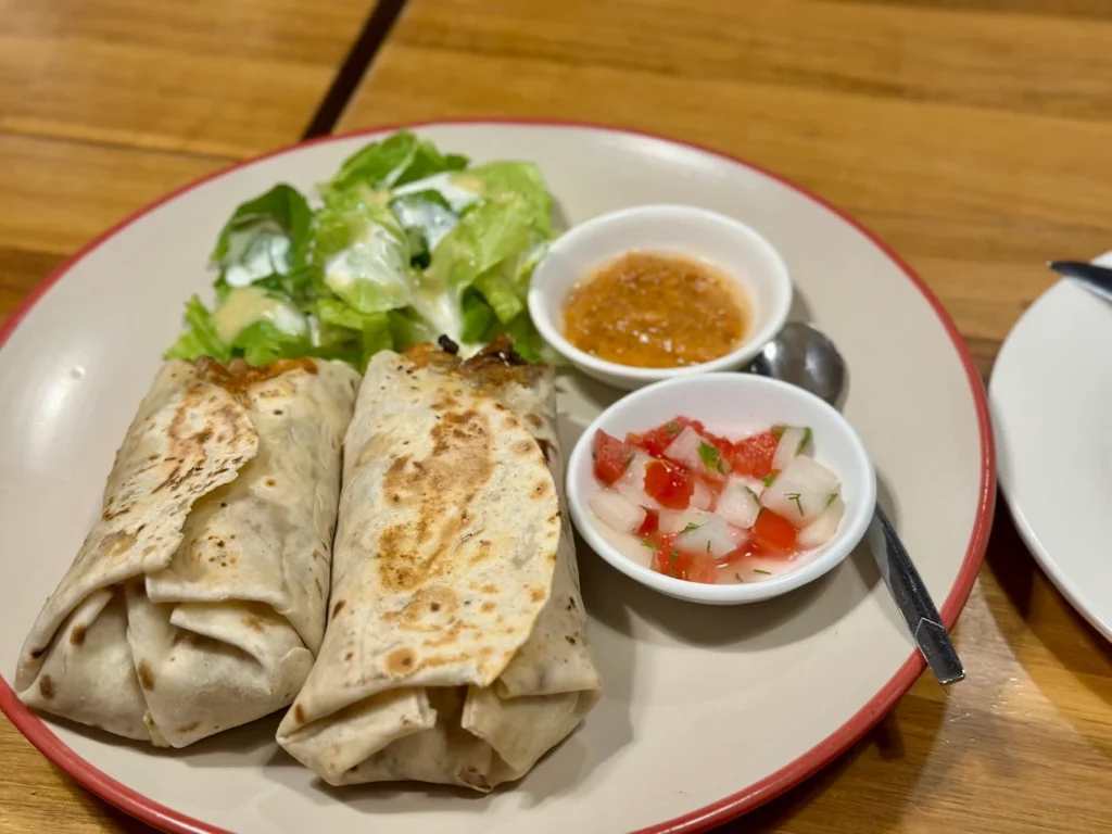 tiem banh tacos gan day 7