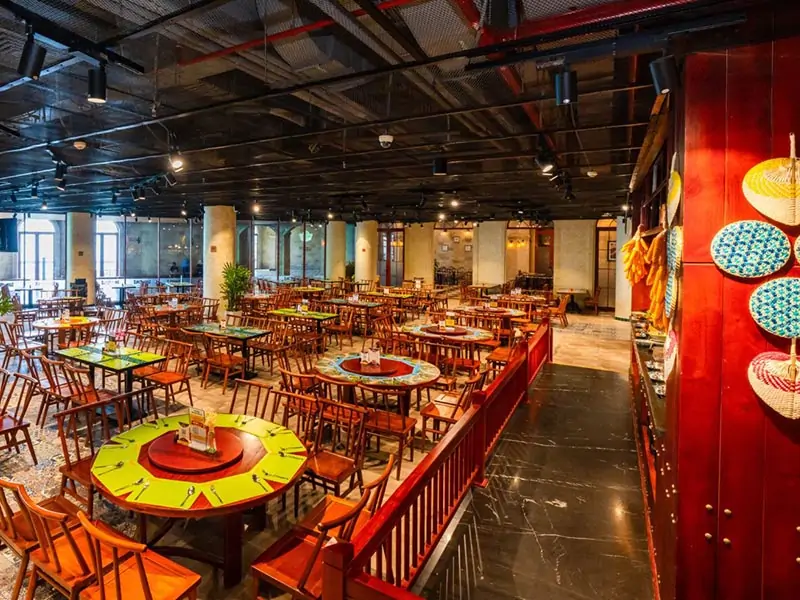 Không gian nhà hàng Bharata