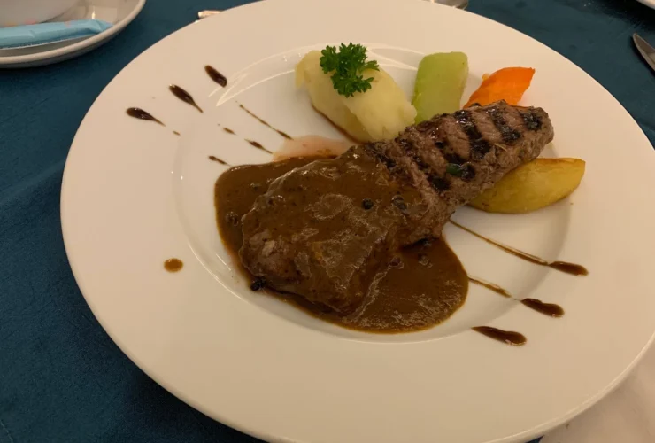 nha hang phap hai ba trung 0