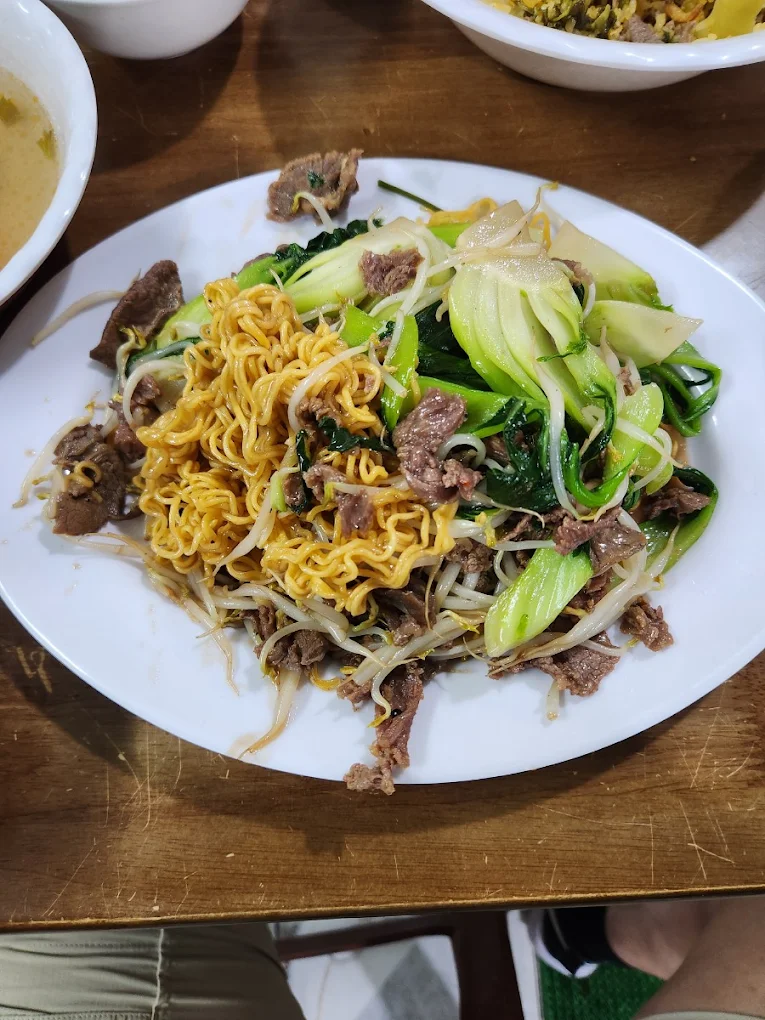 quan com binh dan ha noi 8