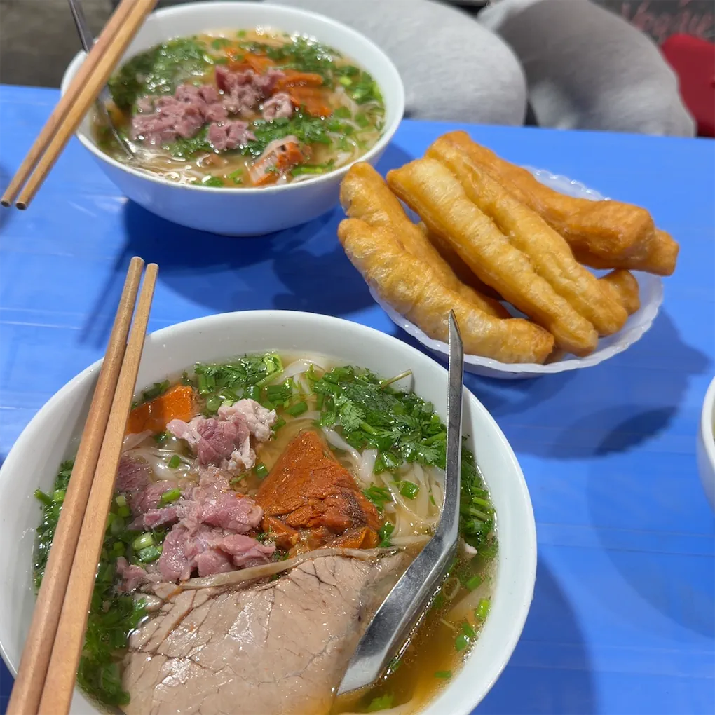 quan pho dem ha noi 4