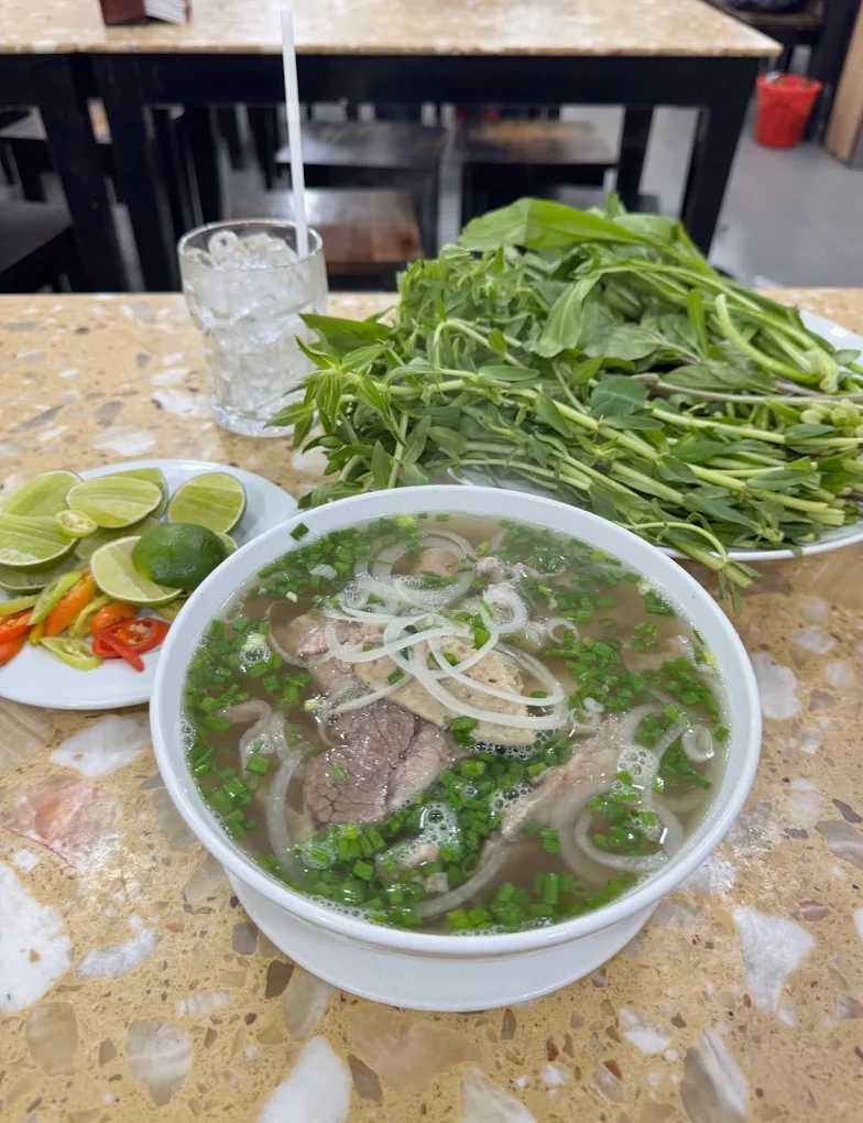 quan pho ngon quan 1-2