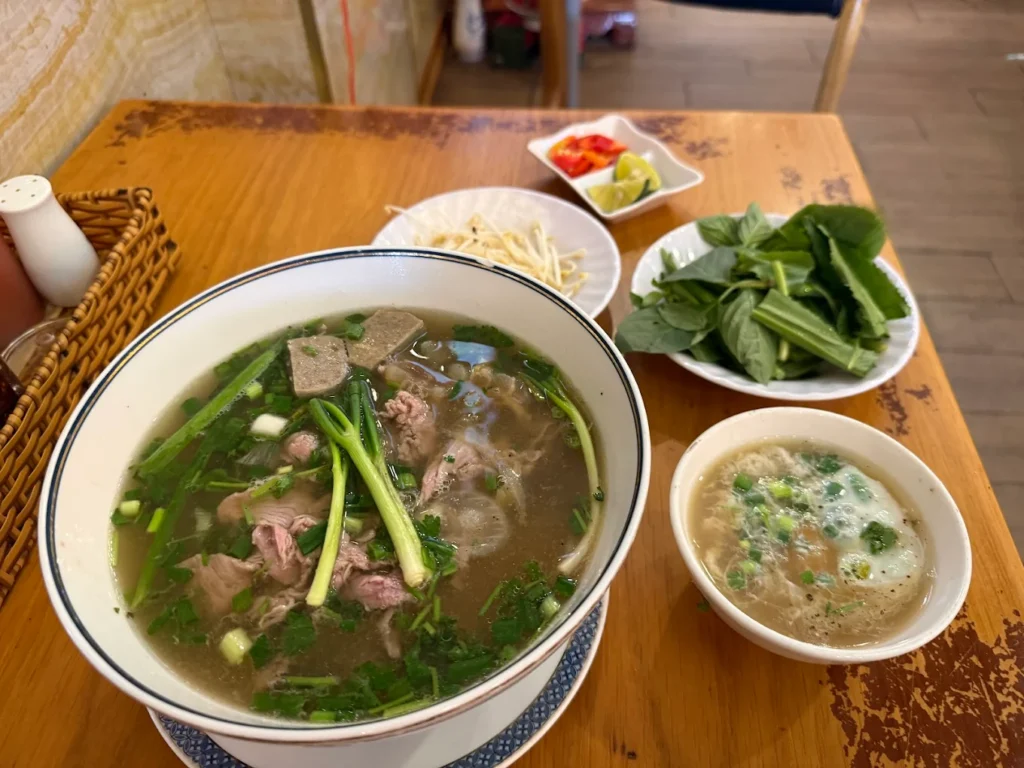 quan pho ngon quan 1-6