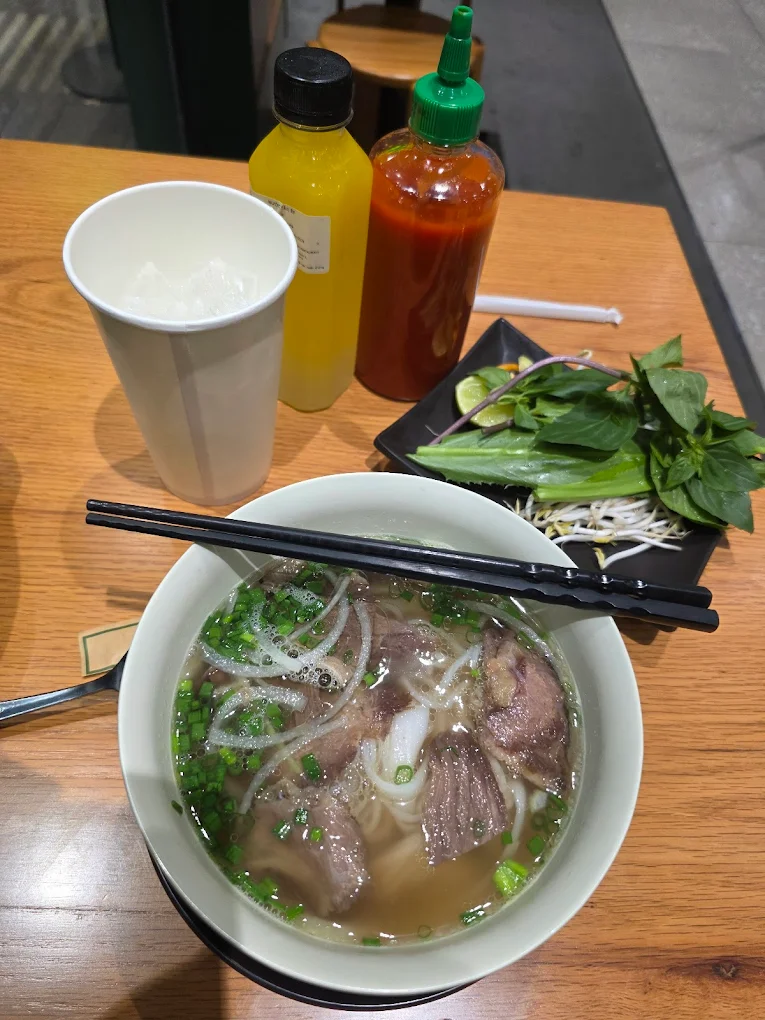 quan pho ngon quan 1-9