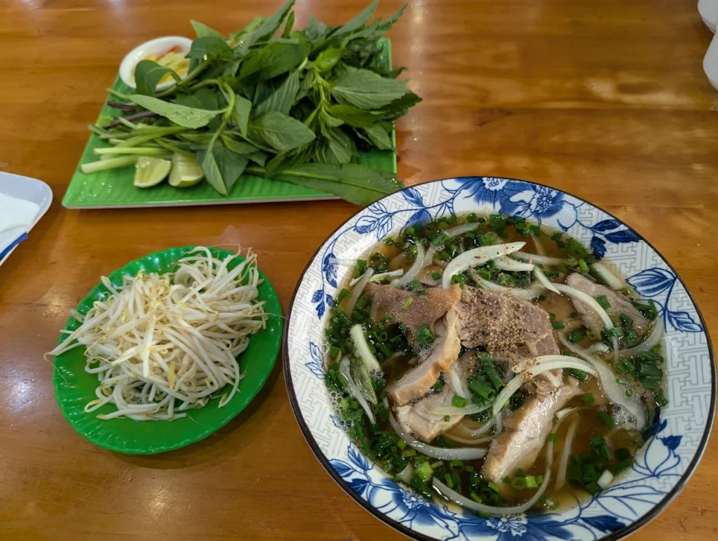 quan pho tan binh 1