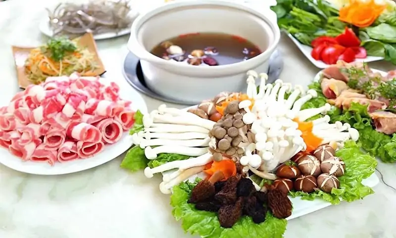 Dịch vụ tại lẩu nấm Gia Khánh