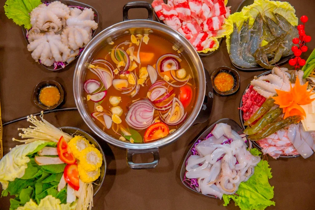 nha-hang-tiec-cuoi-quan-7-12