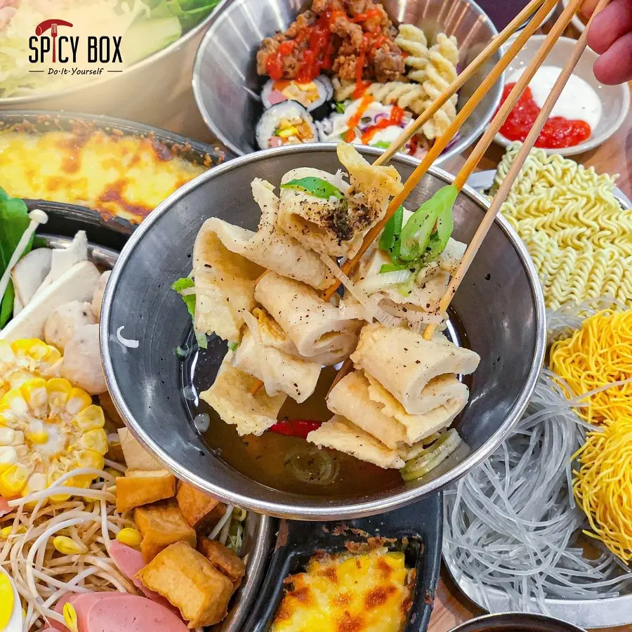 Spicy-Box-Vincom-thao-dien 9