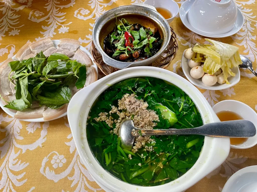 com-nieu-quan-binh-thanh-4