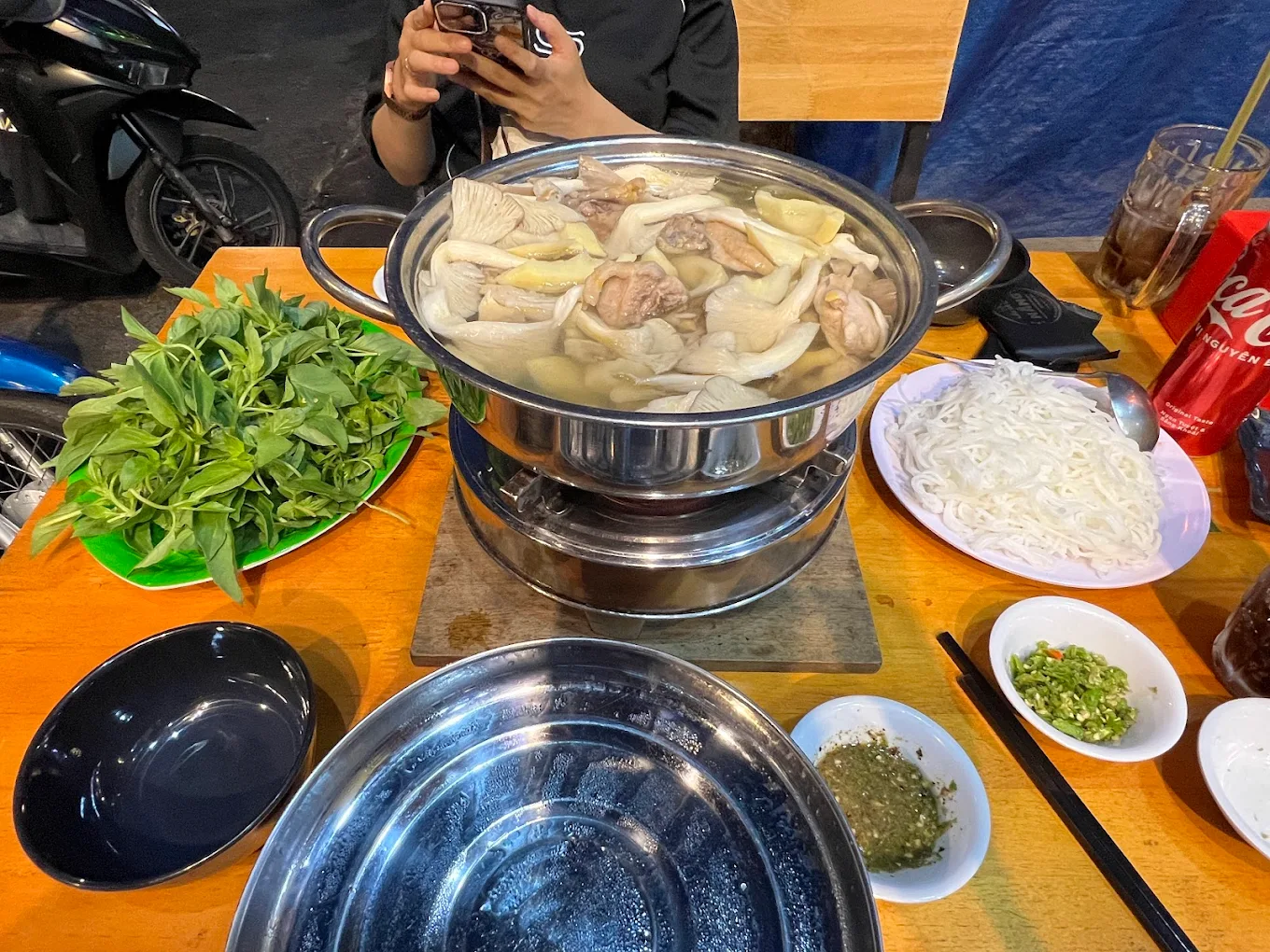 lau-ngon-quan-6-10