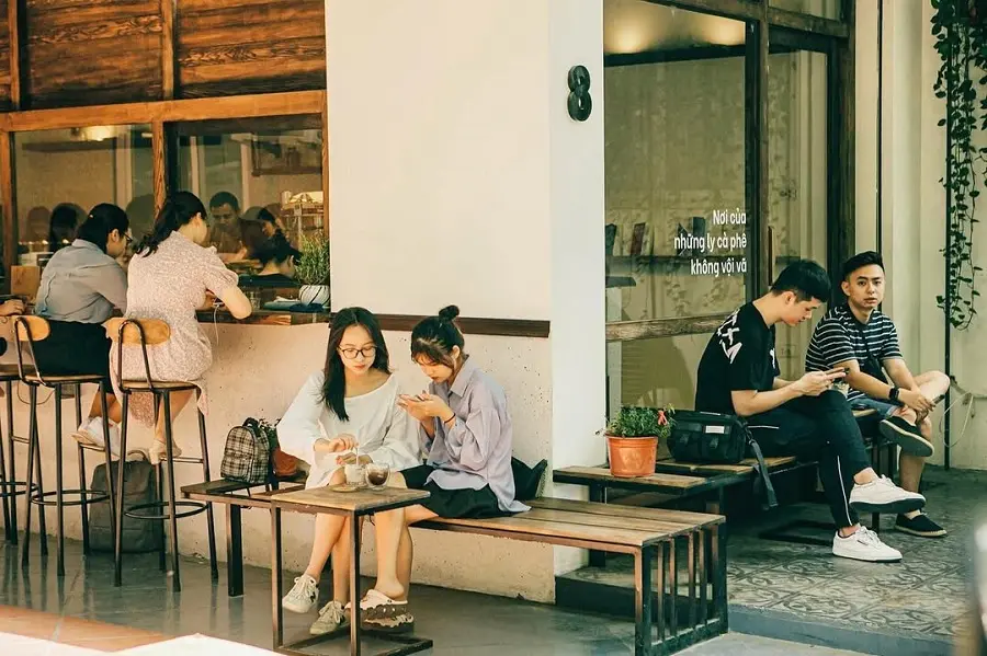 quan-cafe-cau-giay 11