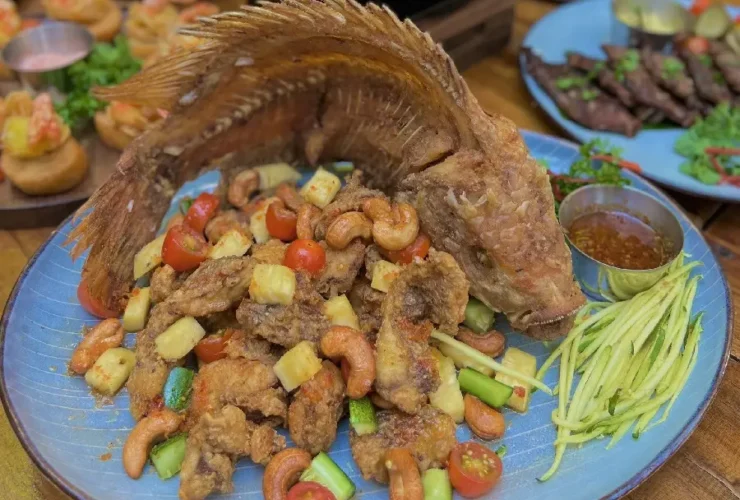 quan-nhau-tu-do-minh-khai-9