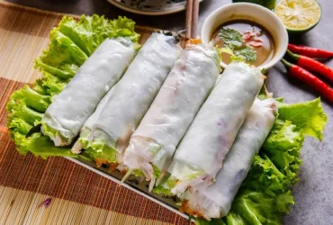 banh-trang-cuon-thit-heo-giang-my-huynh-thuc-khang 8
