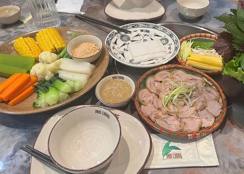 Bánh tráng cuốn bò tơ