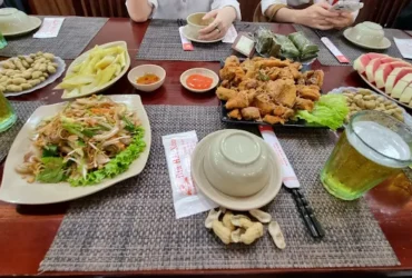 bia-hai-xom-truong-chinh 8