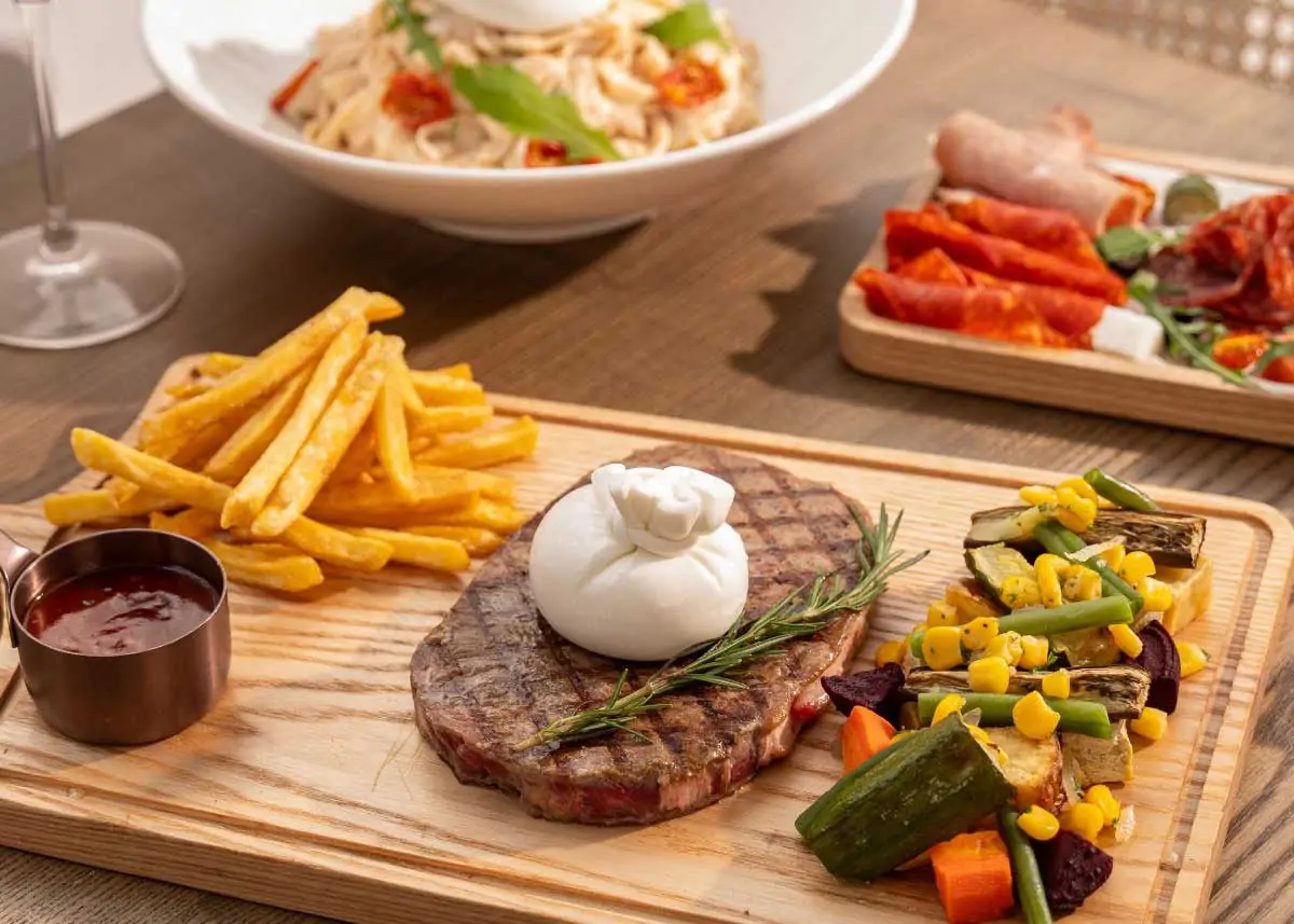 Le Monde Steak