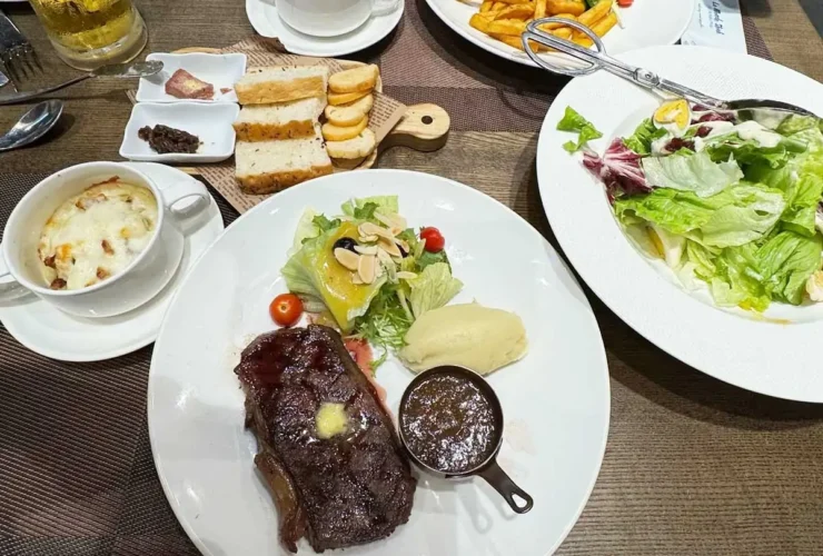 Le Monde Steak Aeon Mall Hà Đông