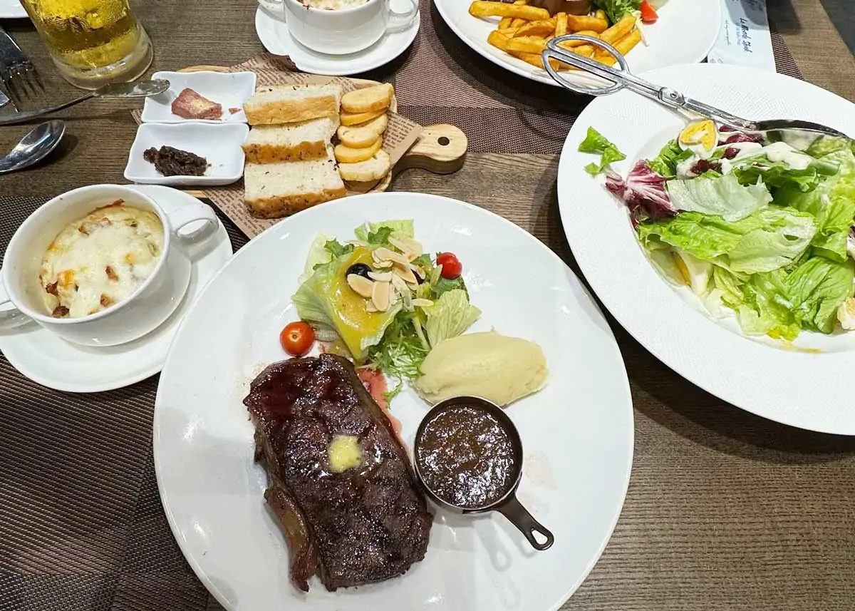 Le Monde Steak Aeon Mall Hà Đông