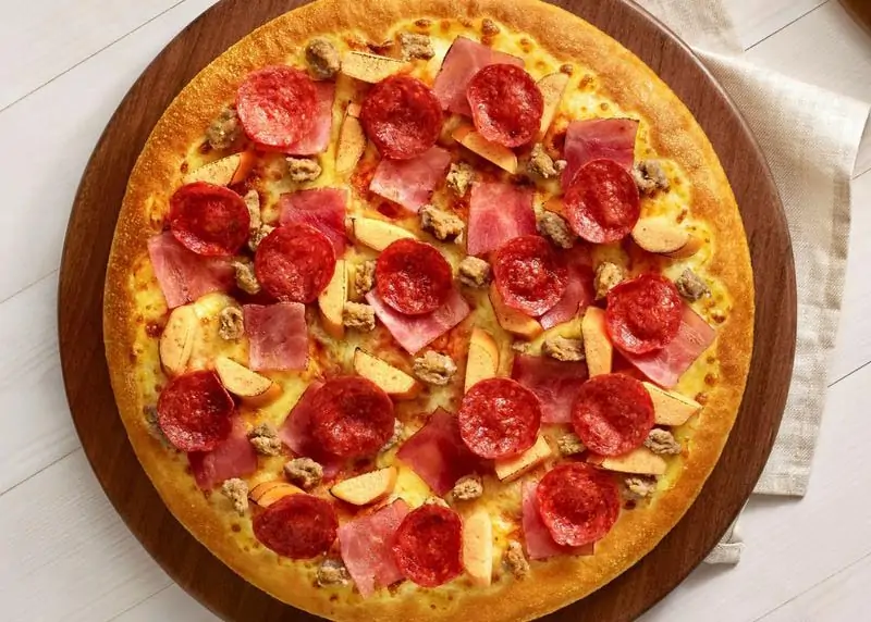 Pizza Thịt và Xúc Xích
