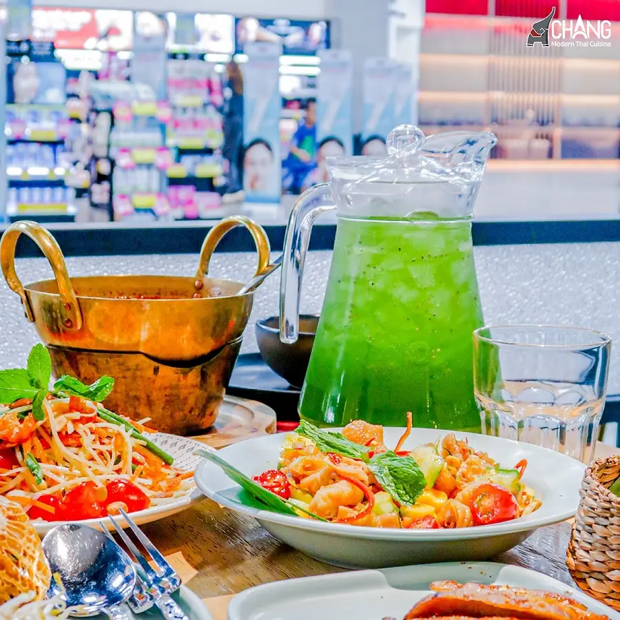 quan-thai-phu-nhuan 0