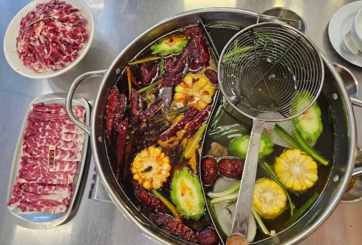 Lẩu bò Triều Châu Wang He Niu