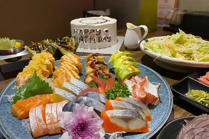 Chất lượng phục vụ tại Let's Sushi - Nguyễn Khuyến