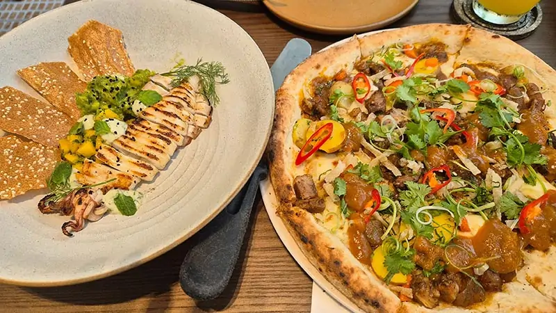 dịch vụ tại Pizza 4P Cầu Giấy