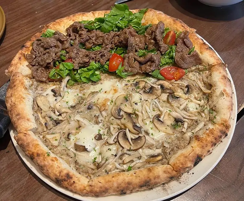 Pizza 4 loại nấm