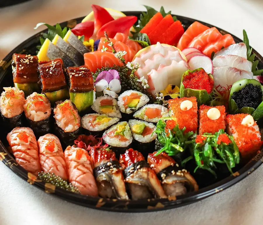 sushi-vu-pham-ham 0