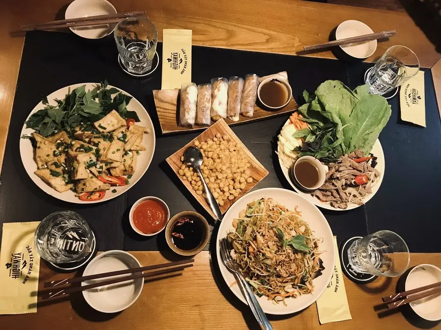 nha-hang-kim-ma 9