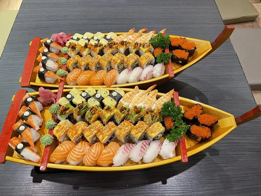sushi-quan-10-8