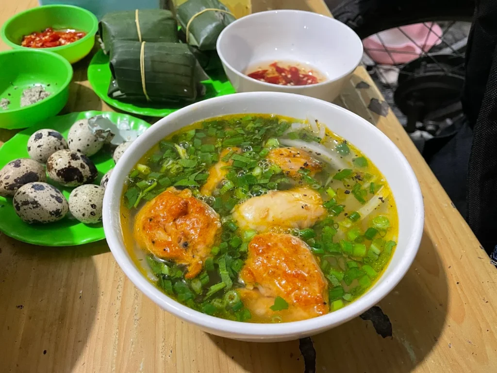 banh canh ca loc ngon o hue 5