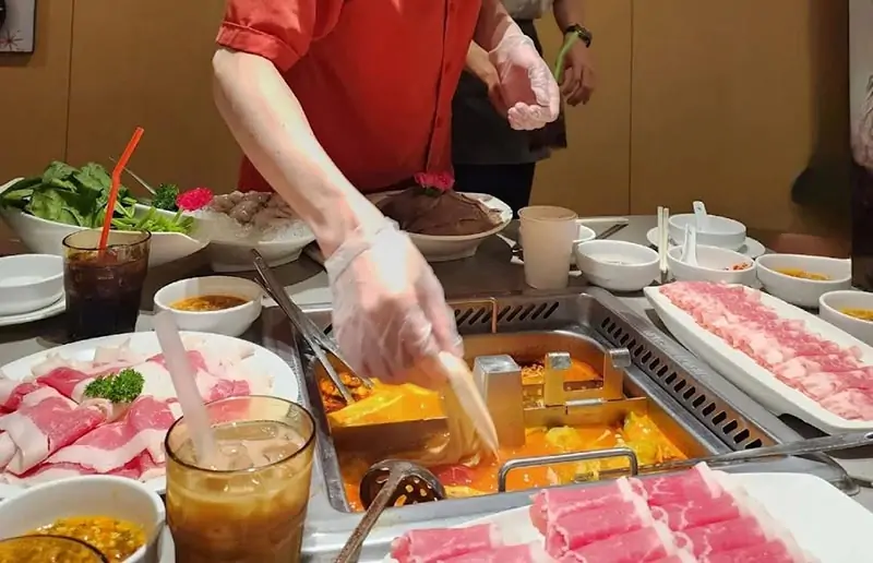 Dịch vụ Haidilao Vạn Hạnh Mall