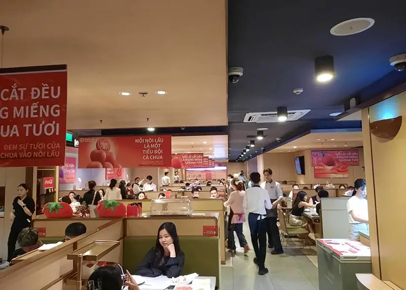 Không gian và tiện ích