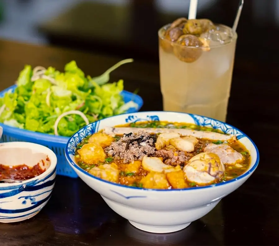 quan an ngon hai ba trung 0