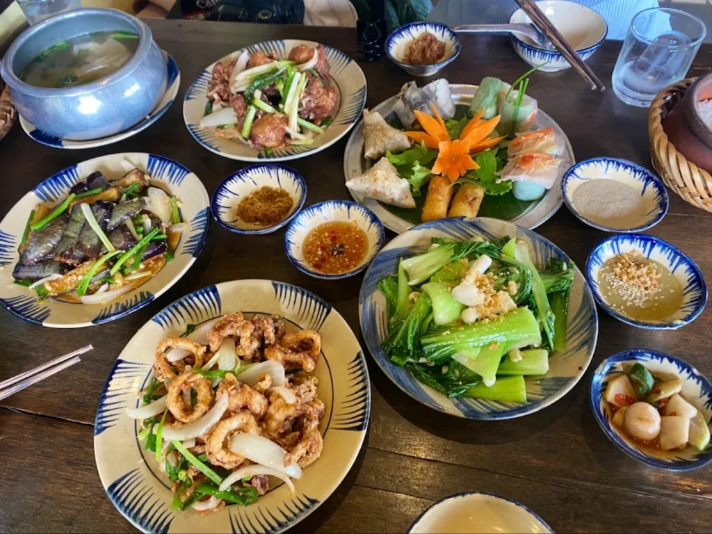 quan an ngon o hue 7