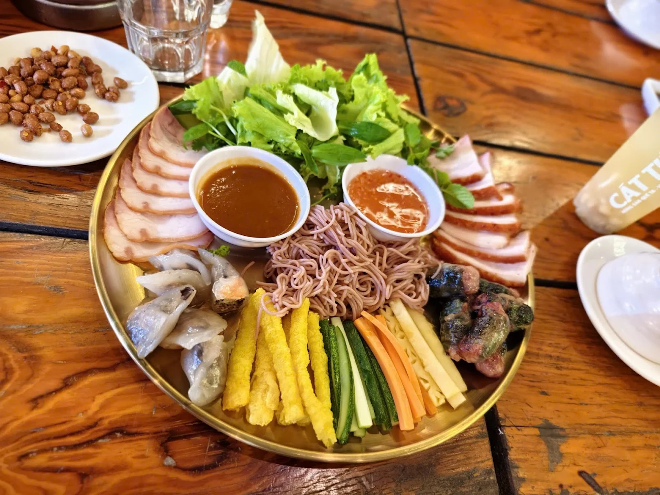 quan nhau doi can 0