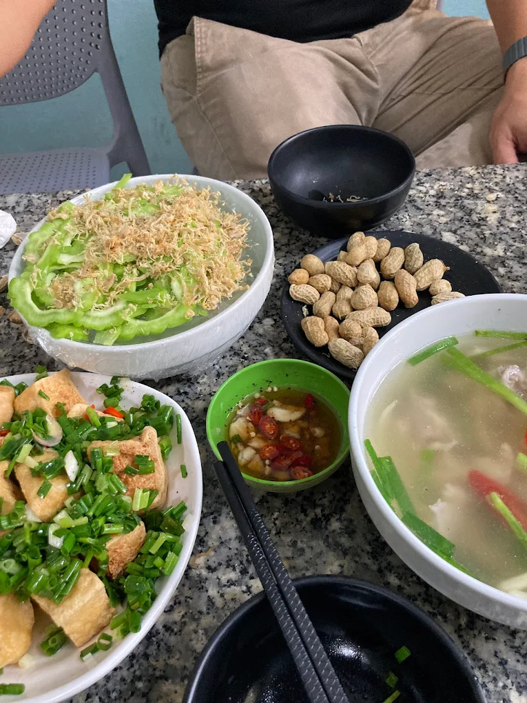 quan nhau doi can 7