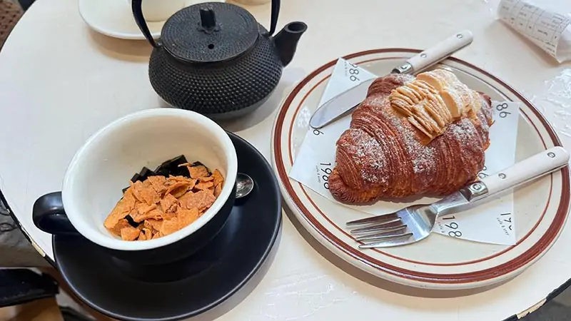 Đôi nét về 1986 Cafe & Stay