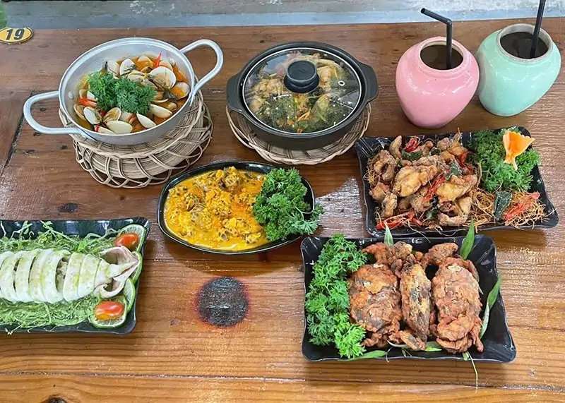 Thiên Đường Ốc và Hải Sản