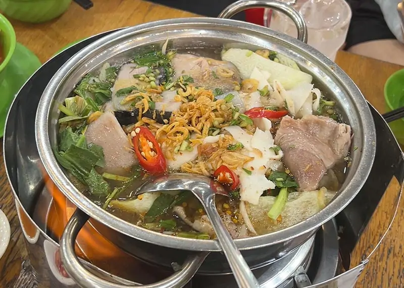 Lẩu Cá Đuối Đặc Trưng