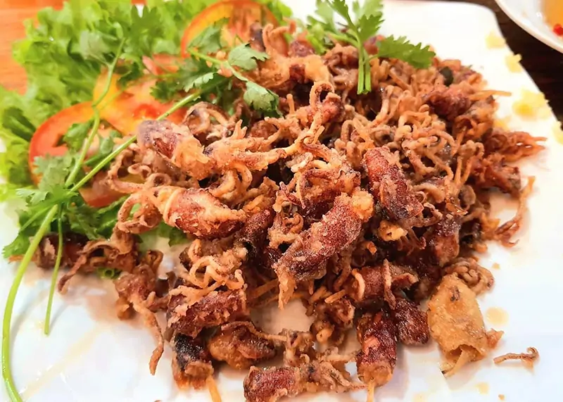 Mực Sữa Chiên Nước Mắm