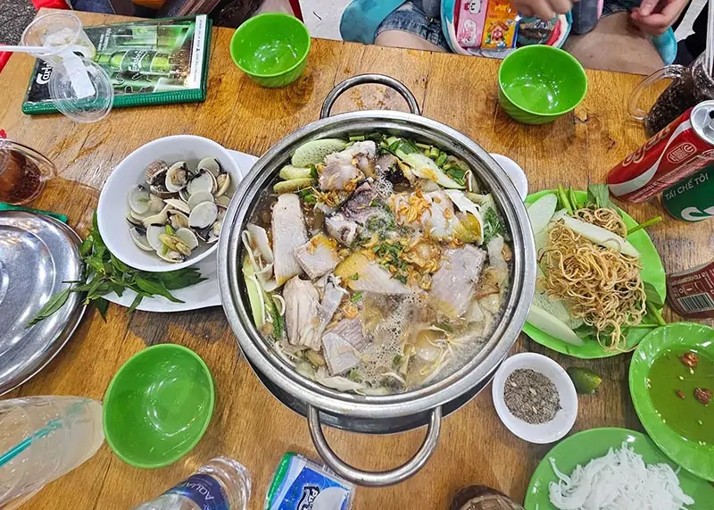 Lẩu Cá Đuối Út Mười 2