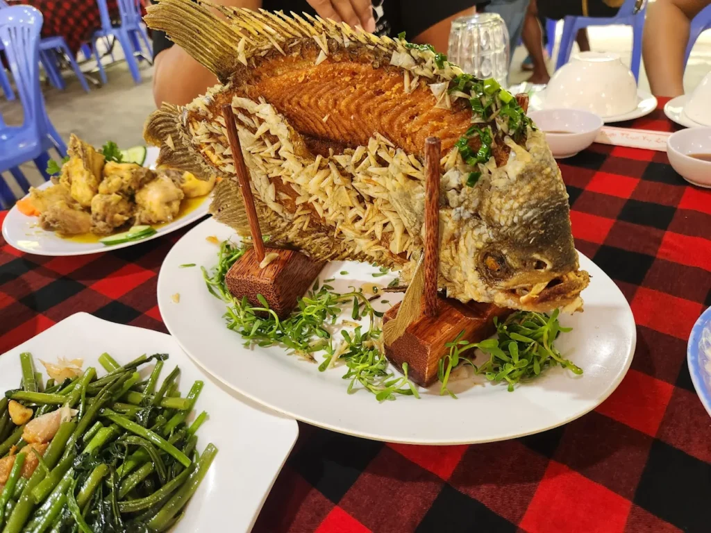 quan an san vuon ben tre 2