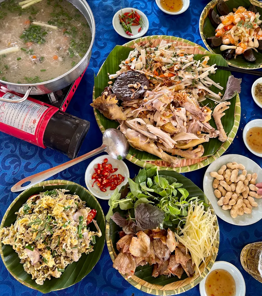 quan an san vuon ben tre 9