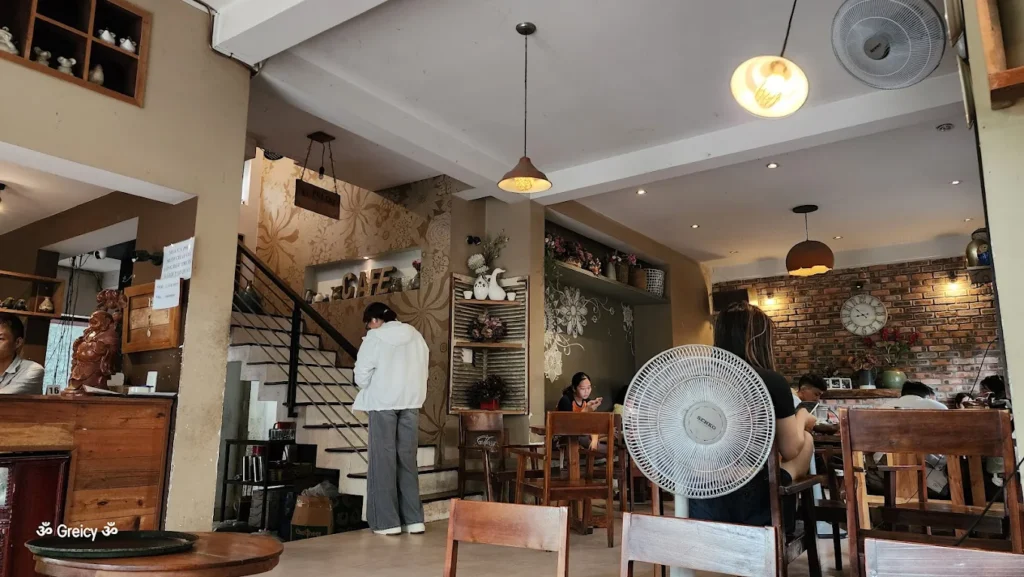 quan cafe muoi ngon o hue 4