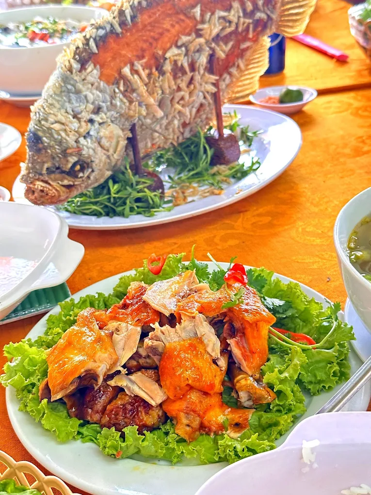 nha hang con phung 2