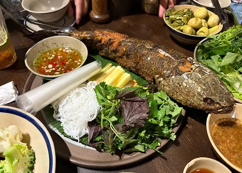 dịch vụ nhà hàng Tầm Vị