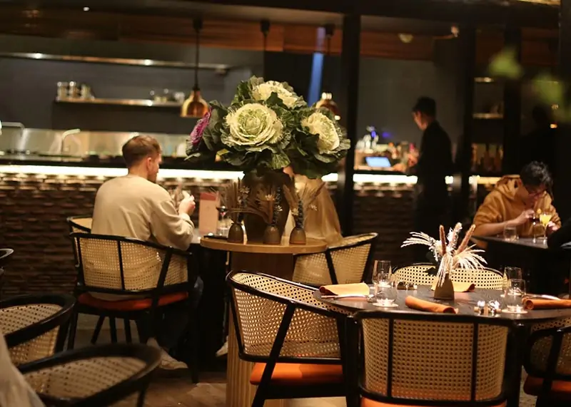 Không gian tại Vien Dining